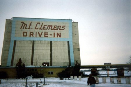Mt Clemens Drive-In Theatre - SCREEN AND DRIVEWAY - PHOTO FROM RG